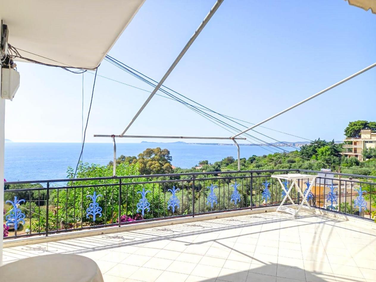 Sea View Apartments Vlore Bagian luar foto