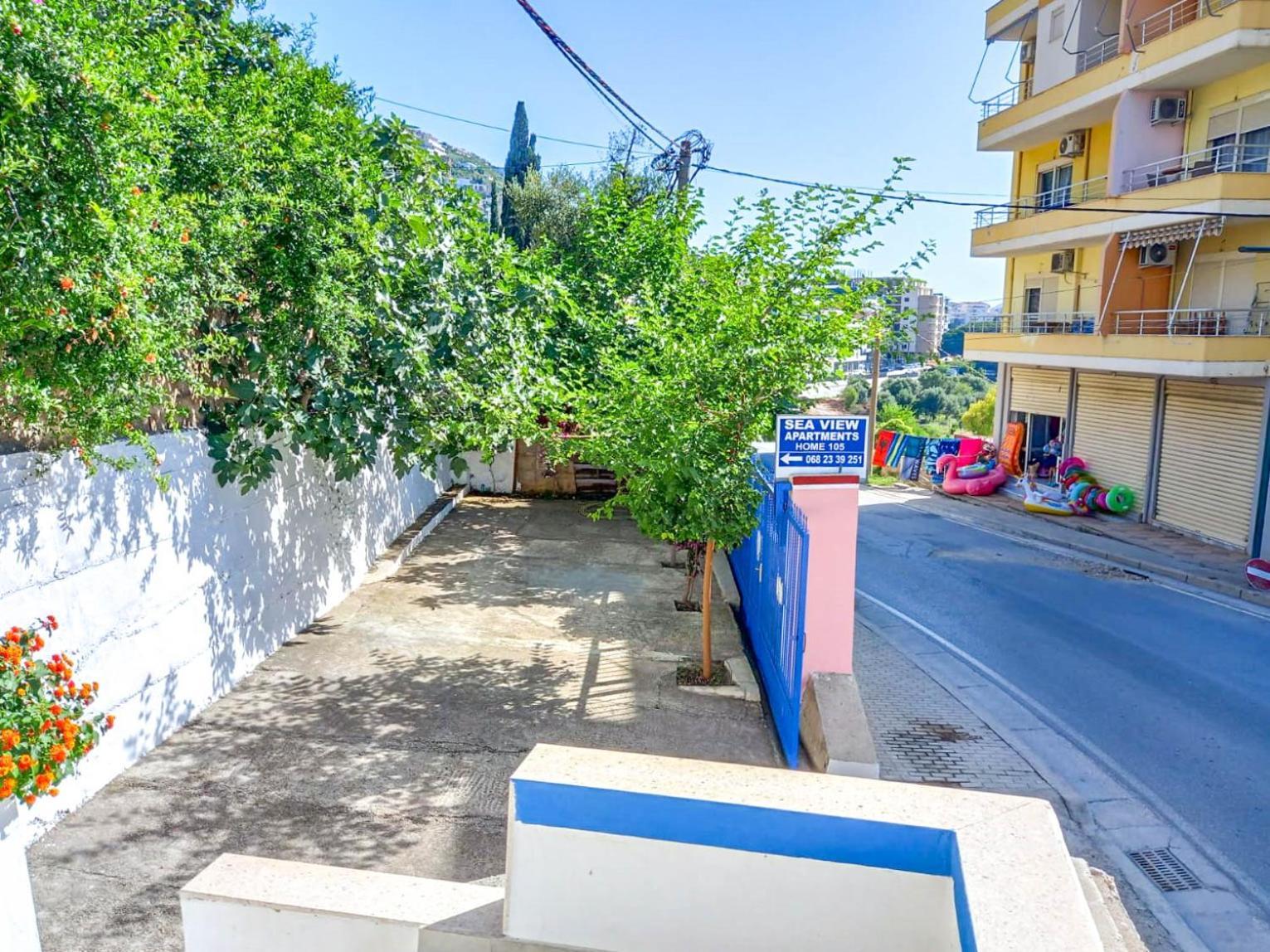 Sea View Apartments Vlore Bagian luar foto