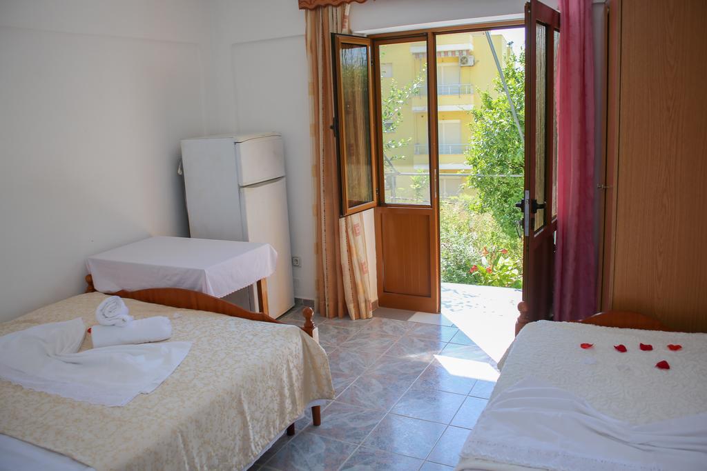 Sea View Apartments Vlore Bagian luar foto